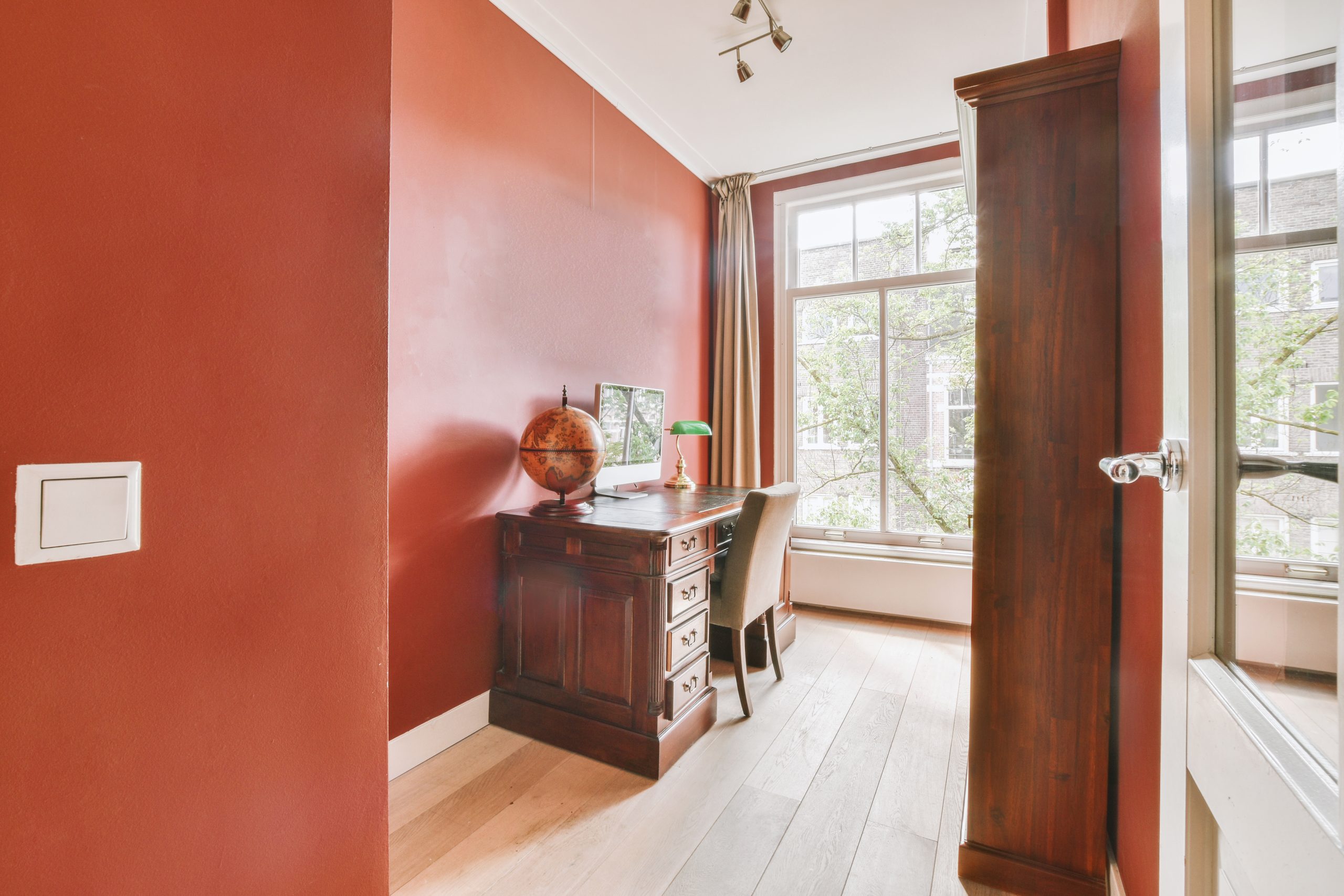 שדרוג עיצוב הכניסה: כיצד לבחור צבעים מתאימים לדירה –
